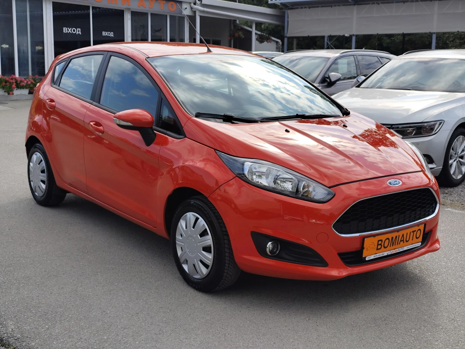Ford Fiesta 1.2i* PLUS* KЛИМАТИК* EURO6B* 129000km!!!, снимка 3 - Автомобили и джипове - 54626860
