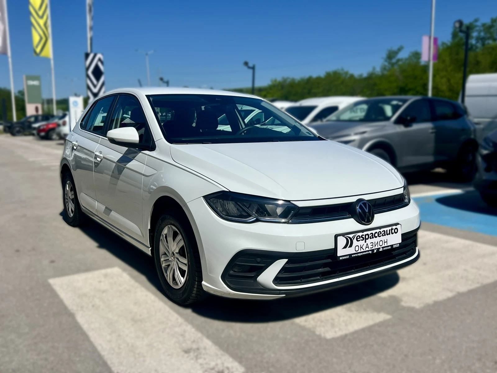 VW Polo Facelift / 1.0 TSI / 95 к.с. / LED / Digital / ACC, снимка 3 - Автомобили и джипове - 54853751