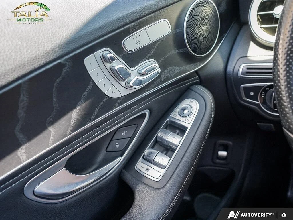 Mercedes-Benz C 300 4MATIC , снимка 9 - Автомобили и джипове - 54867495