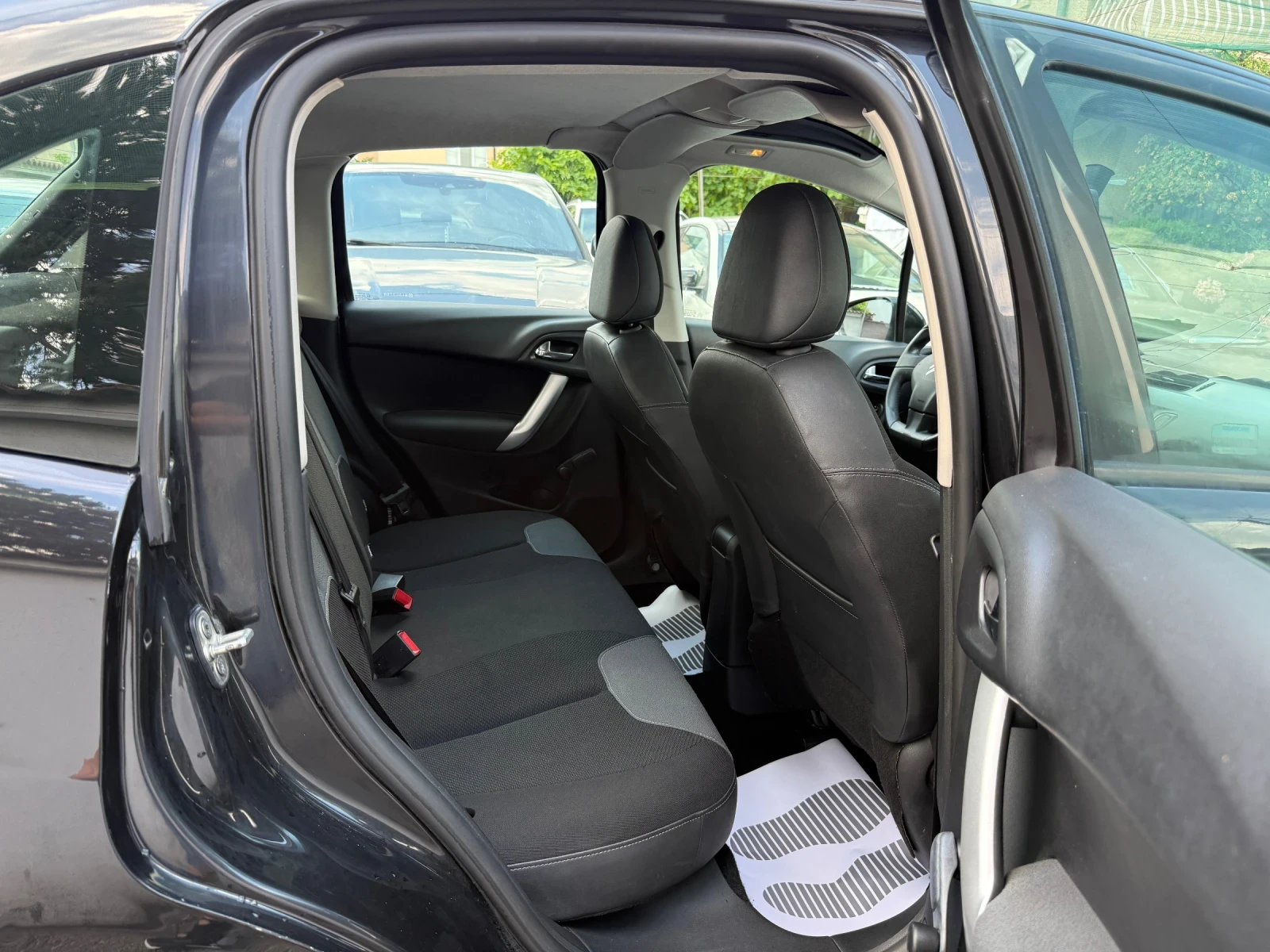 Citroen C3 1.4HDI VISIODRIVE AUTOMATIC, снимка 14 - Автомобили и джипове - 54976616