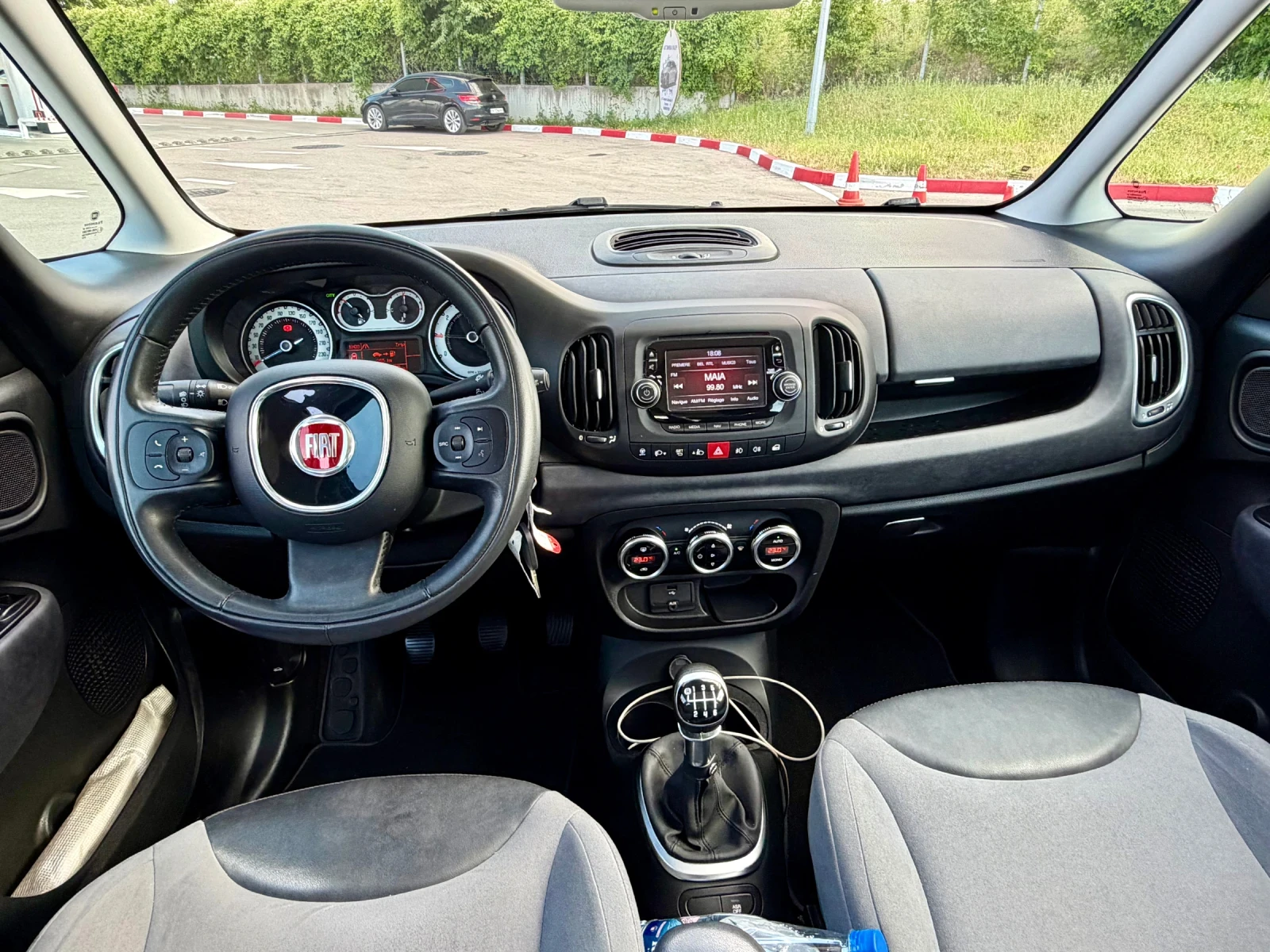 Fiat 500L 1.4Turbo навигация панорама TOP, снимка 7 - Автомобили и джипове - 55071637