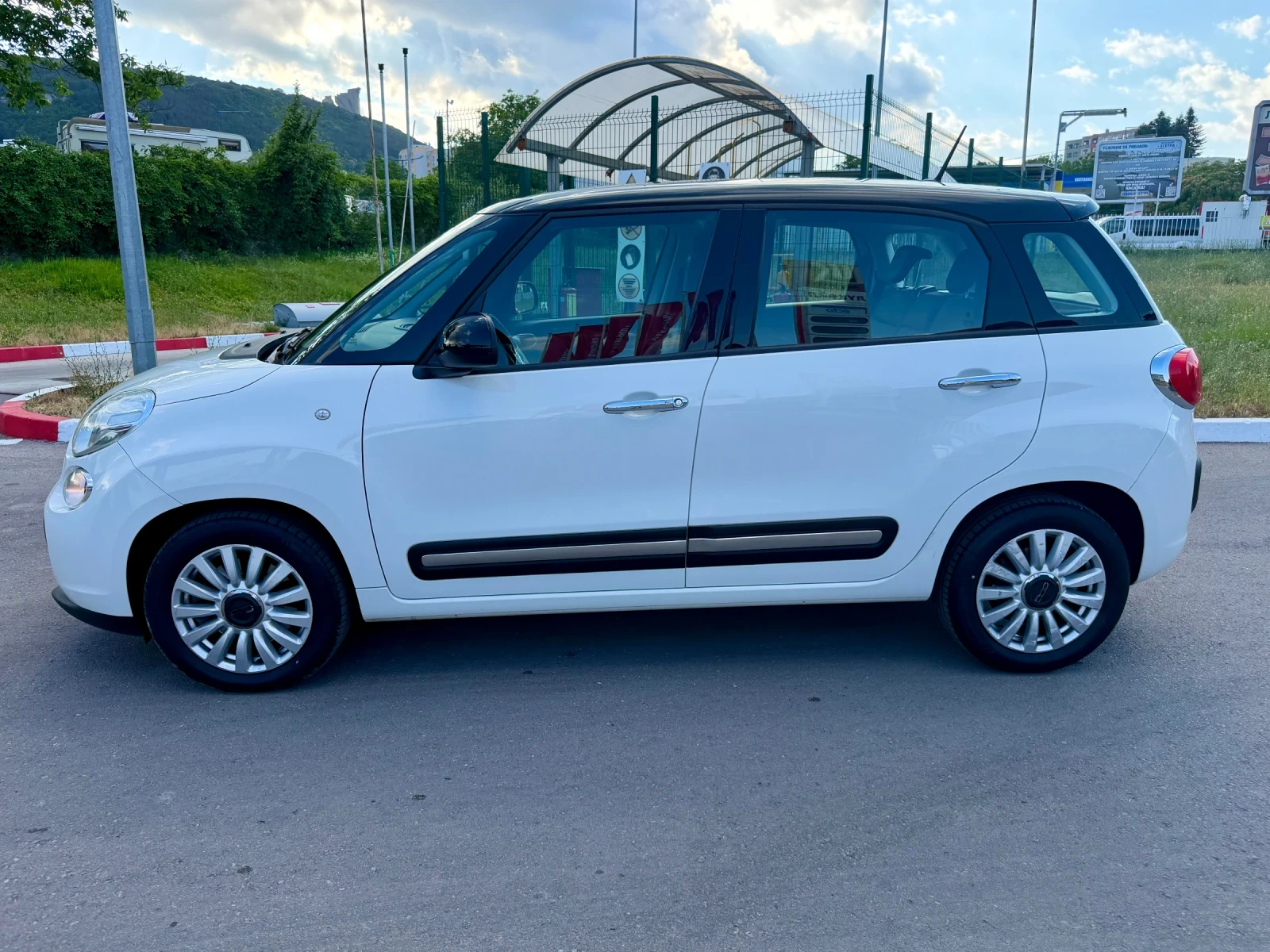Fiat 500L 1.4Turbo навигация панорама TOP, снимка 2 - Автомобили и джипове - 55071637