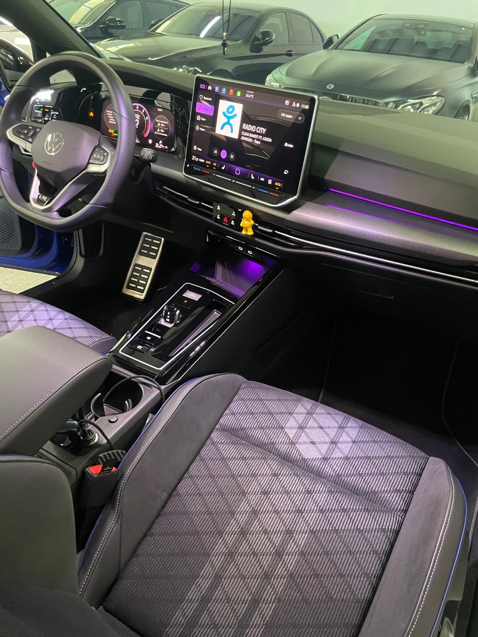 VW Golf 1.5 eTSI hibrid/360/Rline plus/Matrix/3DLed/FULL!!, снимка 16 - Автомобили и джипове - 55288028