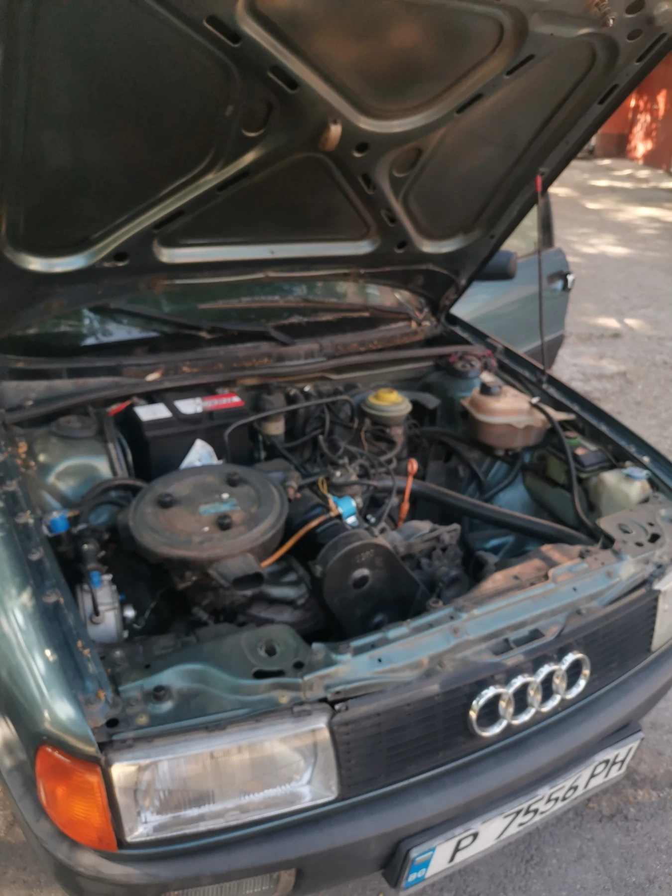 Audi 80, снимка 5 - Автомобили и джипове - 55582120