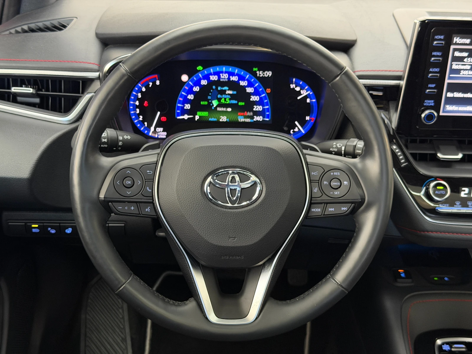 Toyota Corolla 2.0 Hybrid* � ����� �������� ������� � TOYOTA  | Mobile.bg � ����������� 9