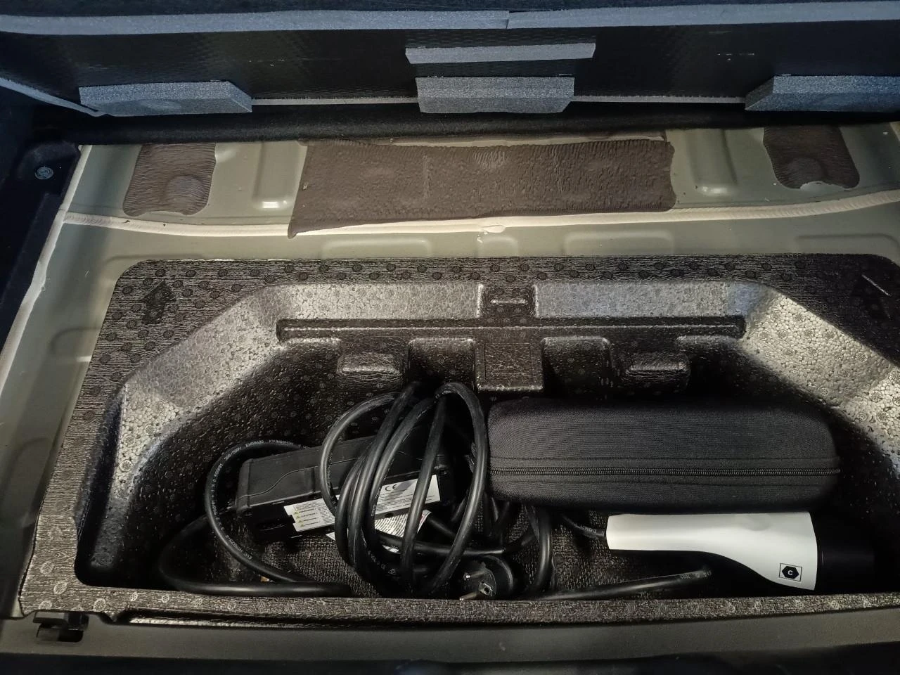 Hyundai Ioniq 6 Uniq, снимка 14 - Автомобили и джипове - 55898238