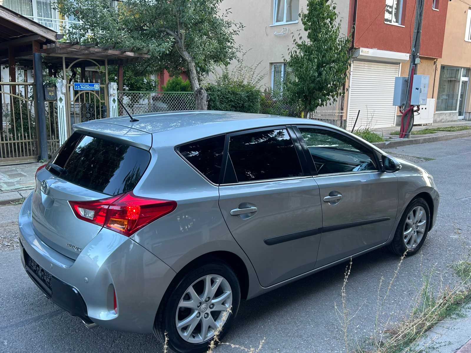Toyota Auris 2, 0D4D 124K 6CK, снимка 4 - Автомобили и джипове - 55956864