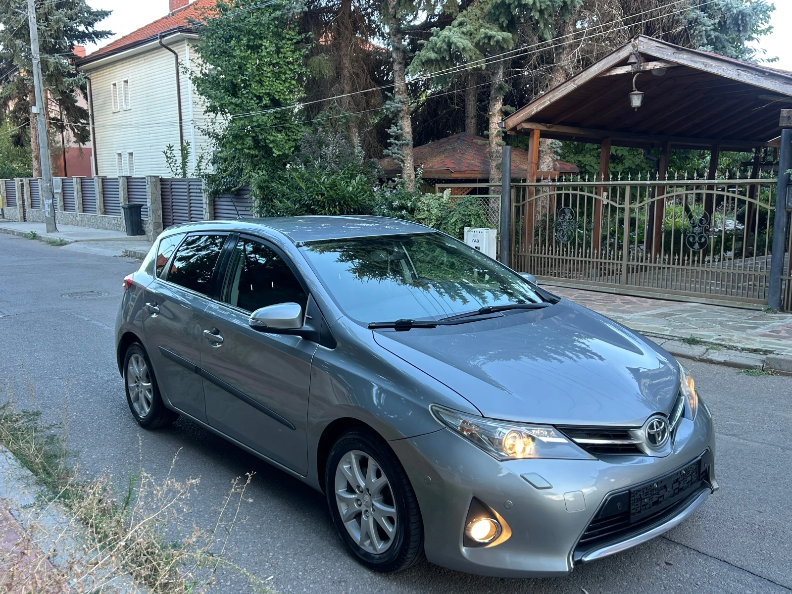 Toyota Auris 2, 0D4D 124K 6CK, снимка 3 - Автомобили и джипове - 55956864