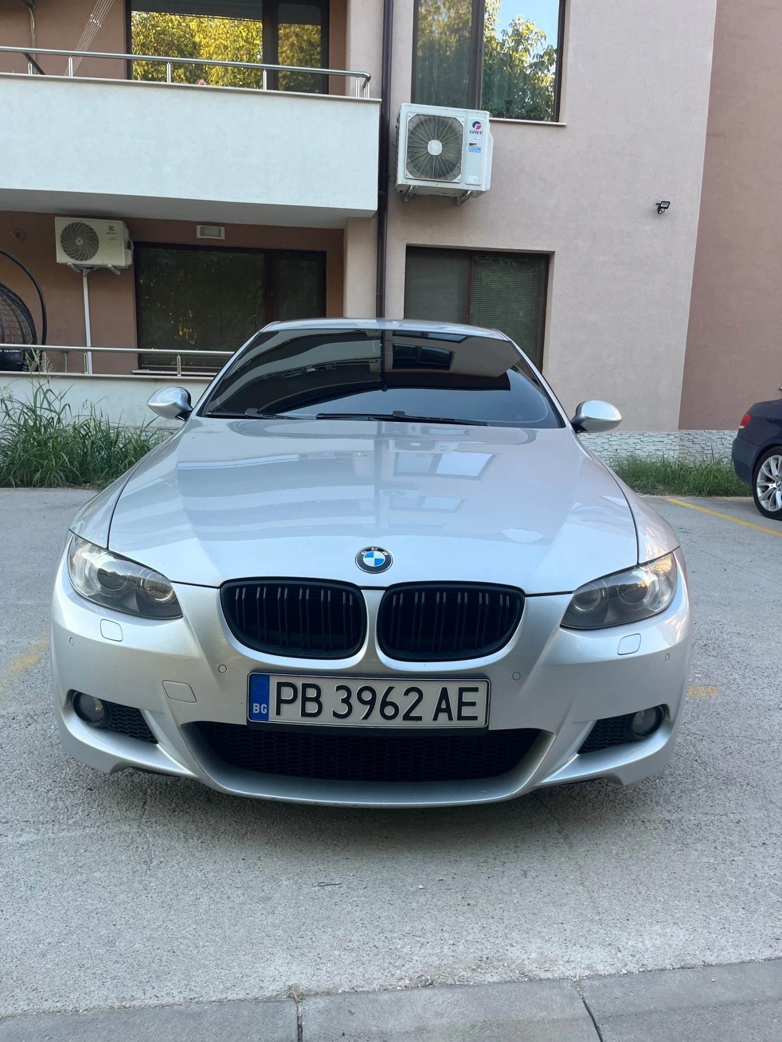 BMW 335 Напълно обслужен!, снимка 8 - Автомобили и джипове - 55981149