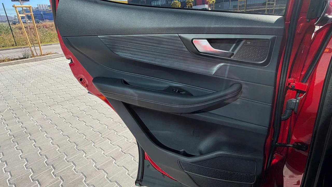 EBRO s400 = Excellence = HEV 1.5 L DHE 540 ������� ������ | Mobile.bg � ����������� 15