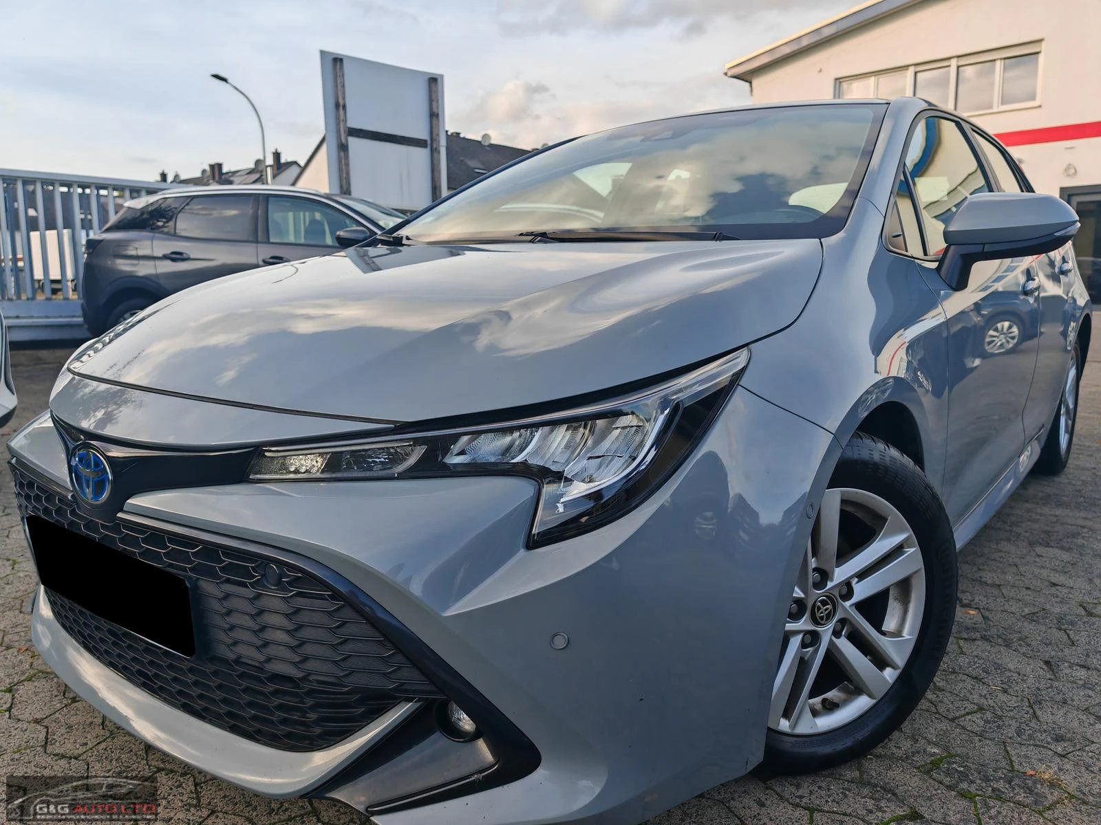 Toyota Corolla HEV/122HP/PRO/CAM/ACC/LED/NAVI/CPLAY/785q