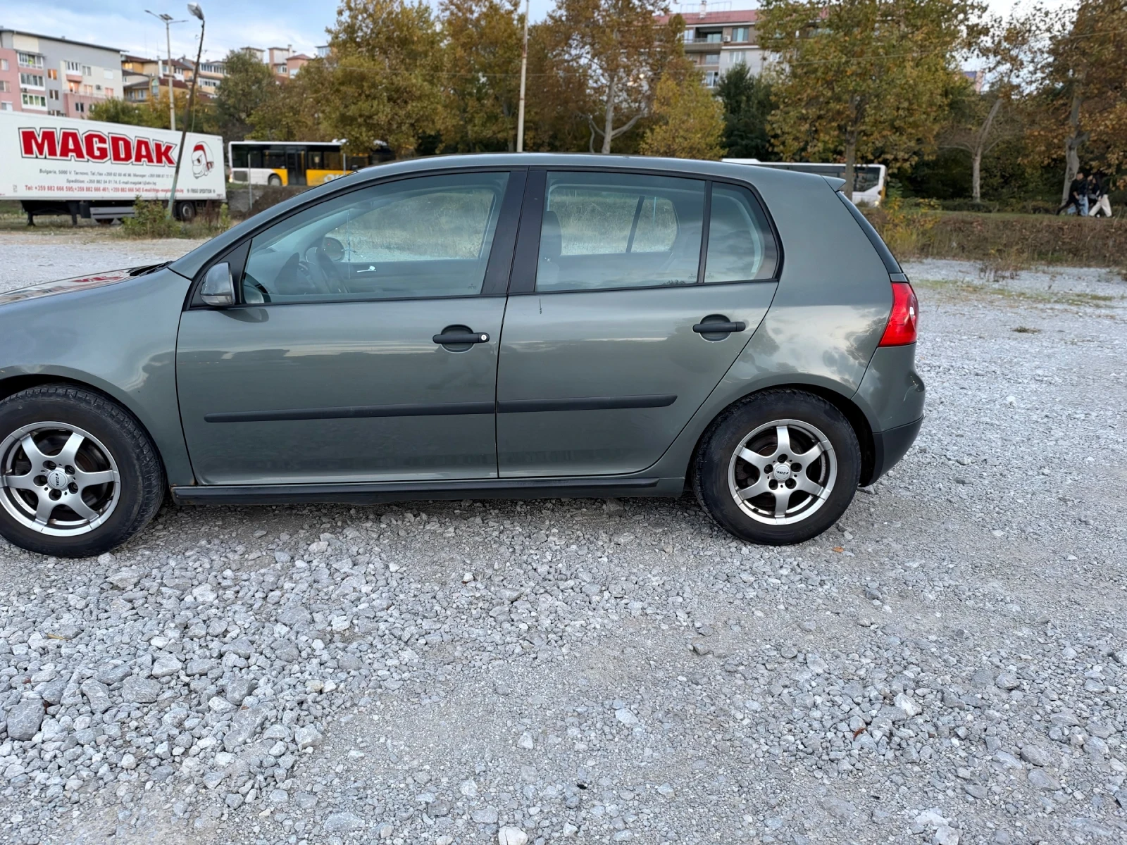 VW Golf 1.6 FSI, 116 k.c., снимка 5 - Автомобили и джипове - 56743413