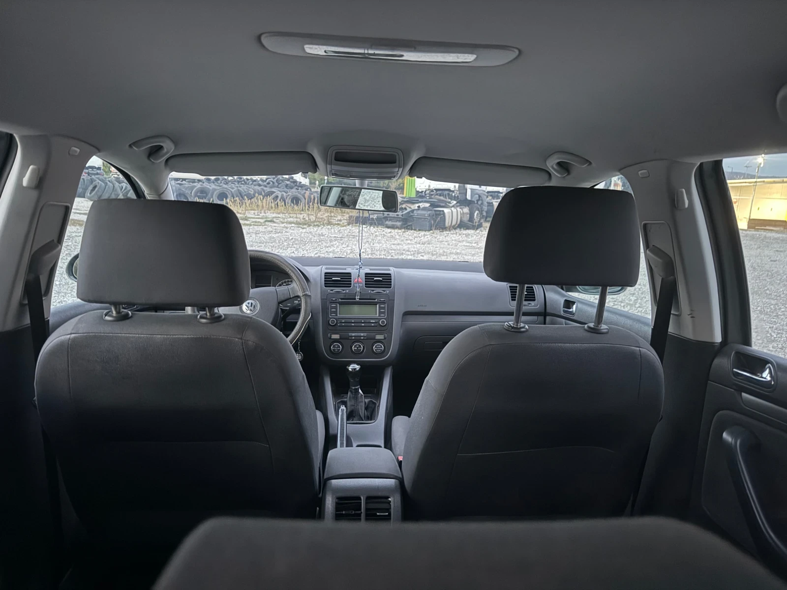 VW Golf 1.6 FSI, 116 k.c., снимка 11 - Автомобили и джипове - 56743413