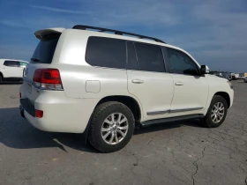 Toyota Land cruiser * BASE* ПАНО* KEYLESS* Camera* ПОДГРЕВ* LED* , снимка 3