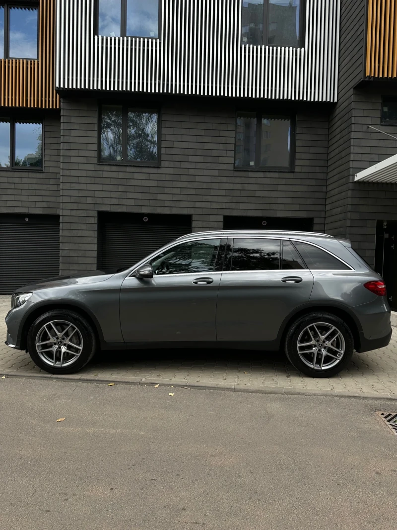 Mercedes-Benz GLC 250 4Matic/AMG, снимка 4 - Автомобили и джипове - 46957864