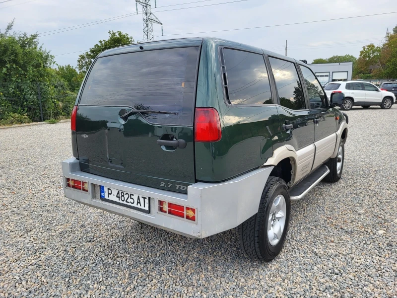 Nissan Terrano 2.7TDI 6+ 1 МЕСТА, снимка 7 - Автомобили и джипове - 47056927