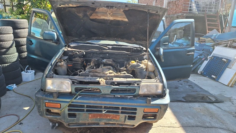 Nissan Terrano, снимка 2 - Автомобили и джипове - 47733751