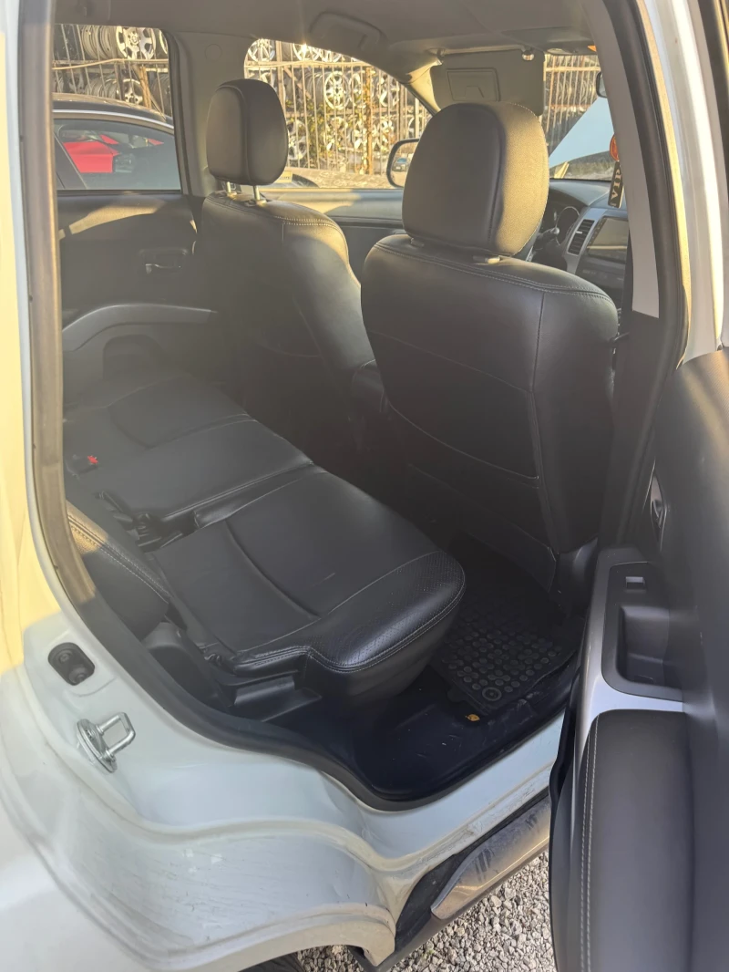 Citroen C-Crosser, снимка 6 - Автомобили и джипове - 53374890