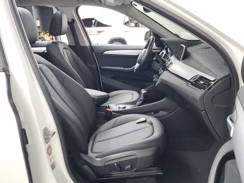 BMW X1 xDrive 18D, снимка 11 - Автомобили и джипове - 55087641