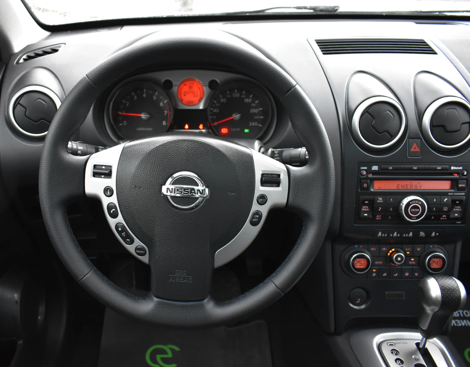 Nissan Qashqai 2.0i* 4x4* AUTOMAT* �������� ������ | Mobile.bg � ����������� 13