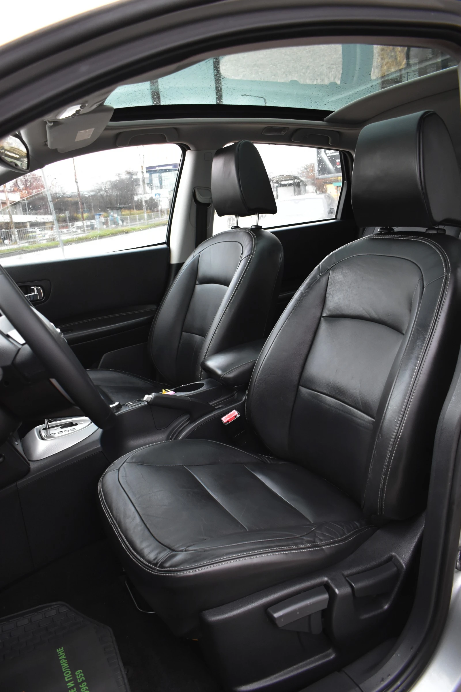 Nissan Qashqai 2.0i* 4x4* AUTOMAT* Сервизна книжка - изображение 10