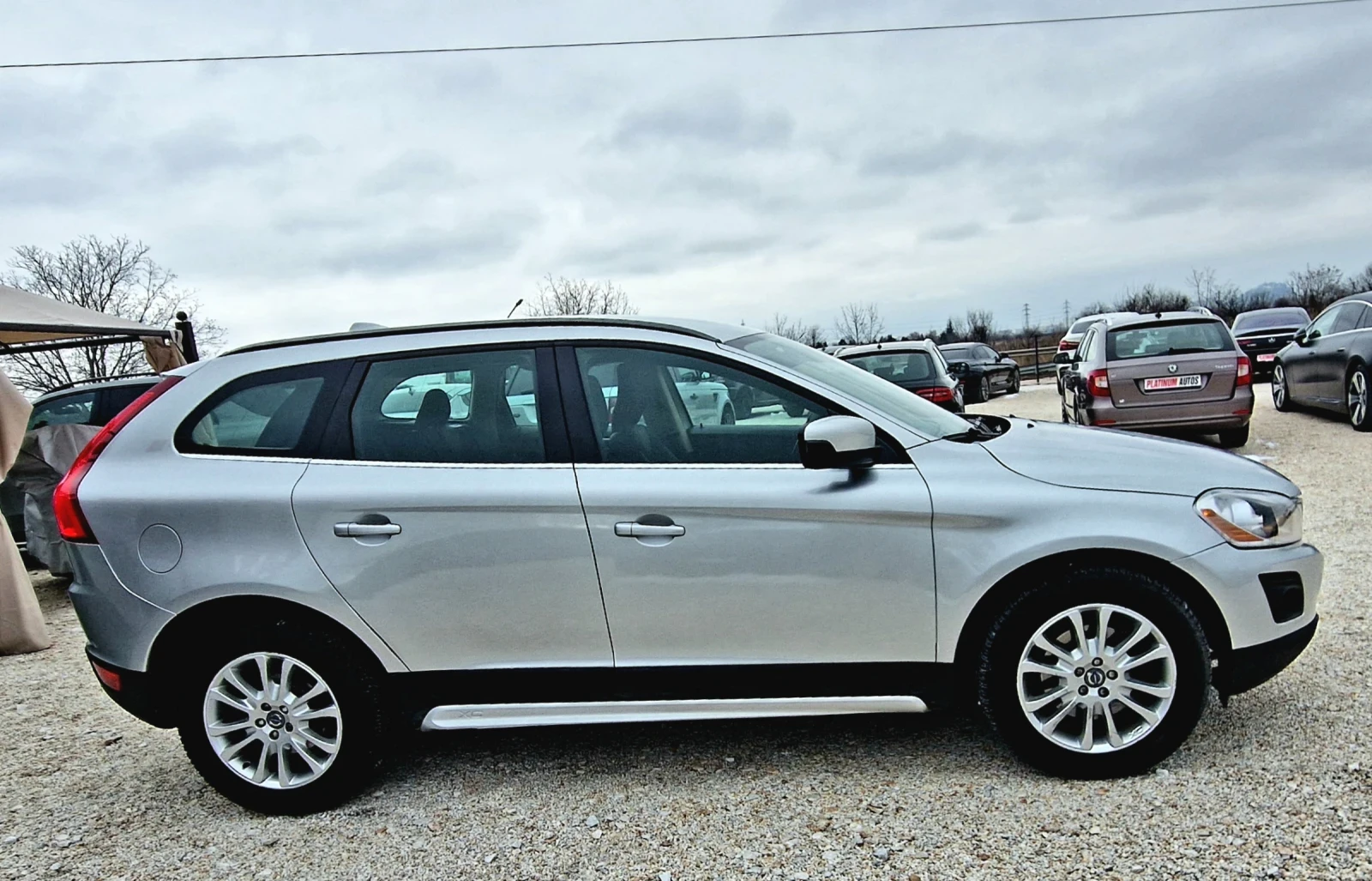 Volvo XC60 2.4/215К.С/200X.KM/РЕАЛНИ/ПЕРФЕКТЕН - изображение 3