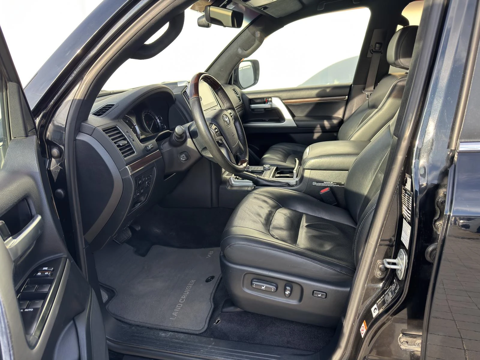 Toyota Land cruiser 200 - изображение 7