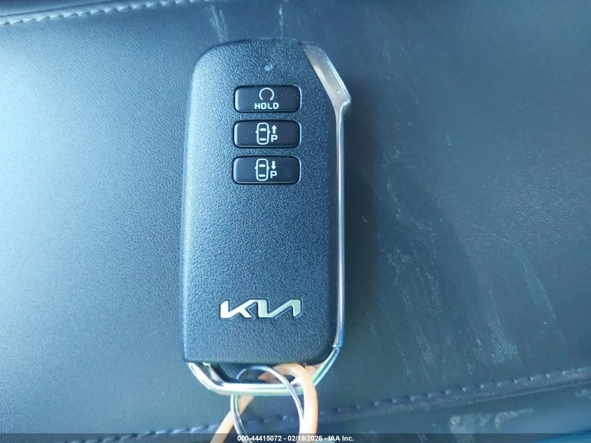 Kia Niro Ev Wave, снимка 11 - Автомобили и джипове - 54029549