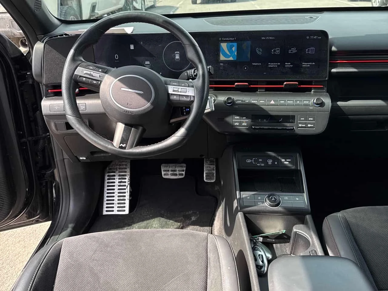 Hyundai Kona 1.6T N Line AWD/ПАНО/ПРЕДСТАВИТЕЛСТВО НА HYUNDAI, снимка 9 - Автомобили и джипове - 54093468