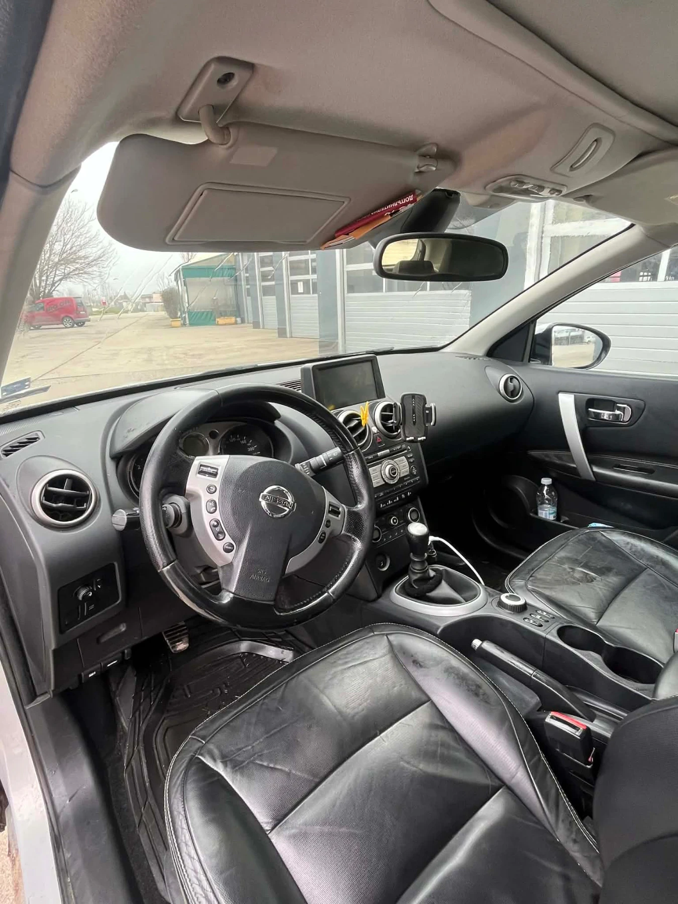 Nissan Qashqai, снимка 6 - Автомобили и джипове - 54278748