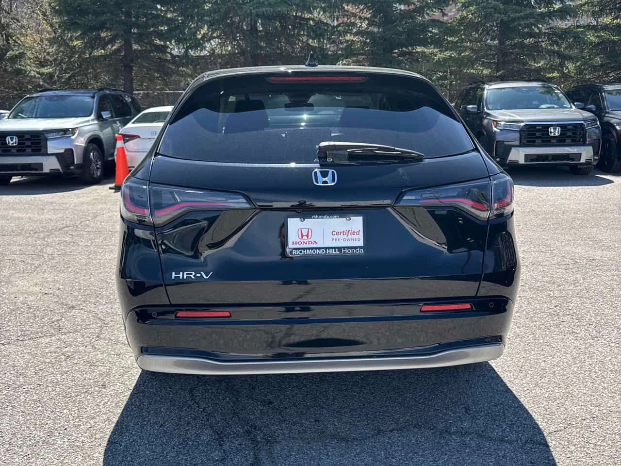 Honda Hr-v * EX L Navi* АВТОКРЕДИТ БЕЗ ПЪРВОНАЧАЛНА ВНОСКА* , снимка 4 - Автомобили и джипове - 54667727