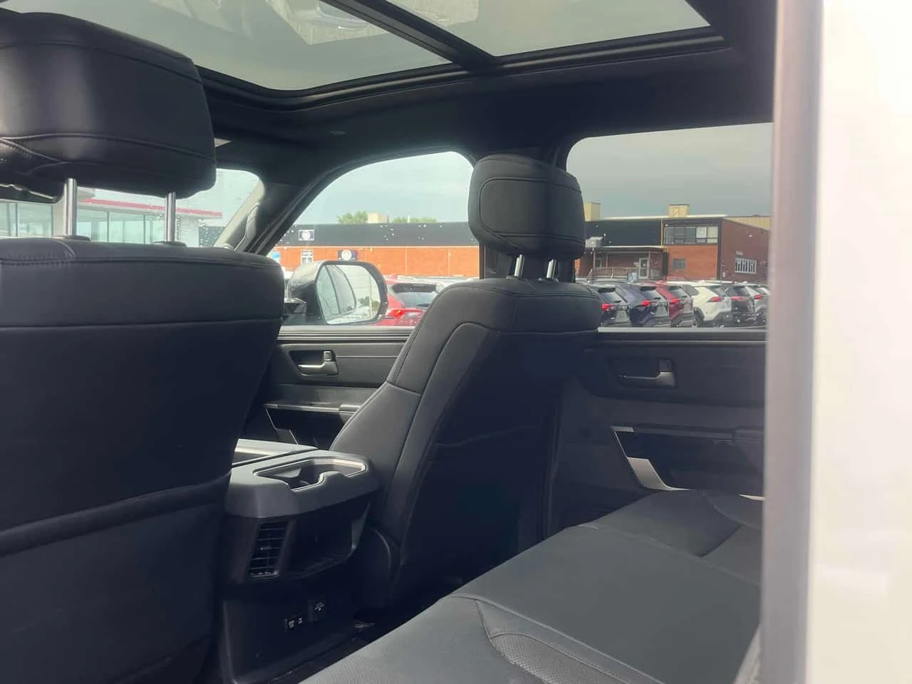 Toyota Tundra * Limited Hybrid * АВТОКРЕДИТ* , снимка 11 - Автомобили и джипове - 55543495