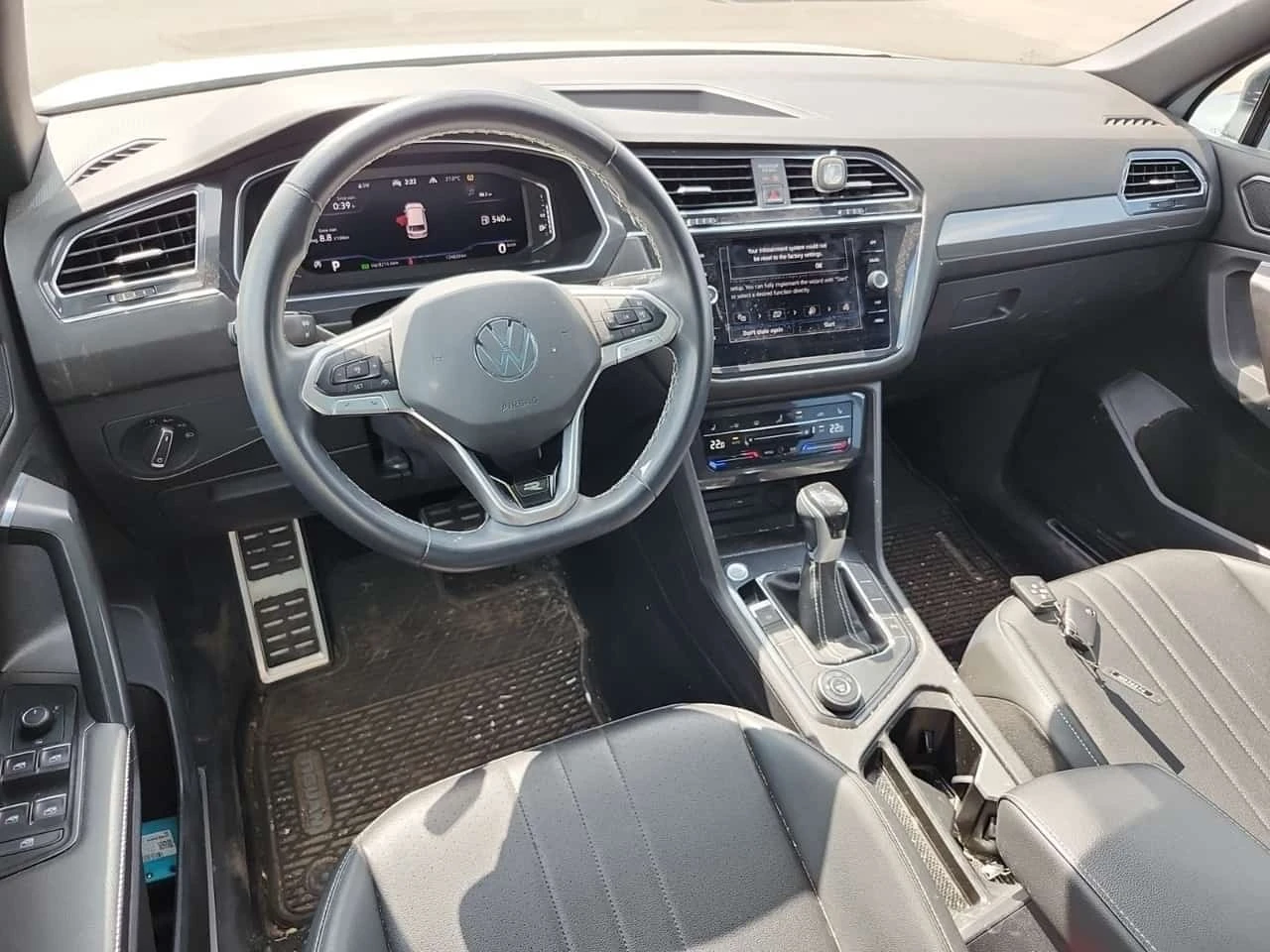 VW Tiguan COMFORTLINE R LINE BLACK EDITION/CARFAX/, снимка 10 - Автомобили и джипове - 55748722