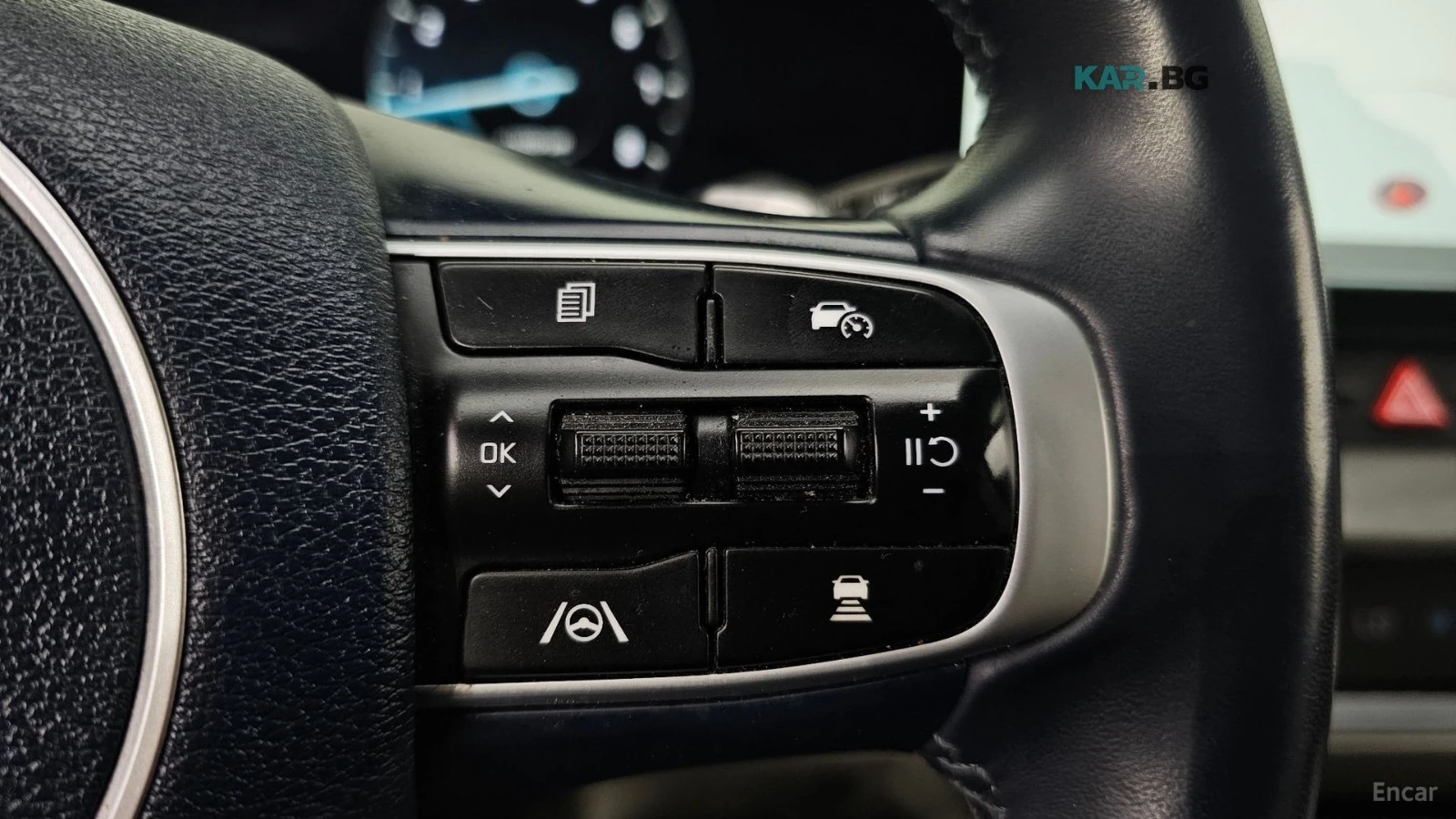 Kia Sportage 1.6T* SIGNATURE* ПОДГРЕВ* ОБДУХВАНЕ* КАМЕРА* КОЖА*, снимка 16 - Автомобили и джипове - 55978816