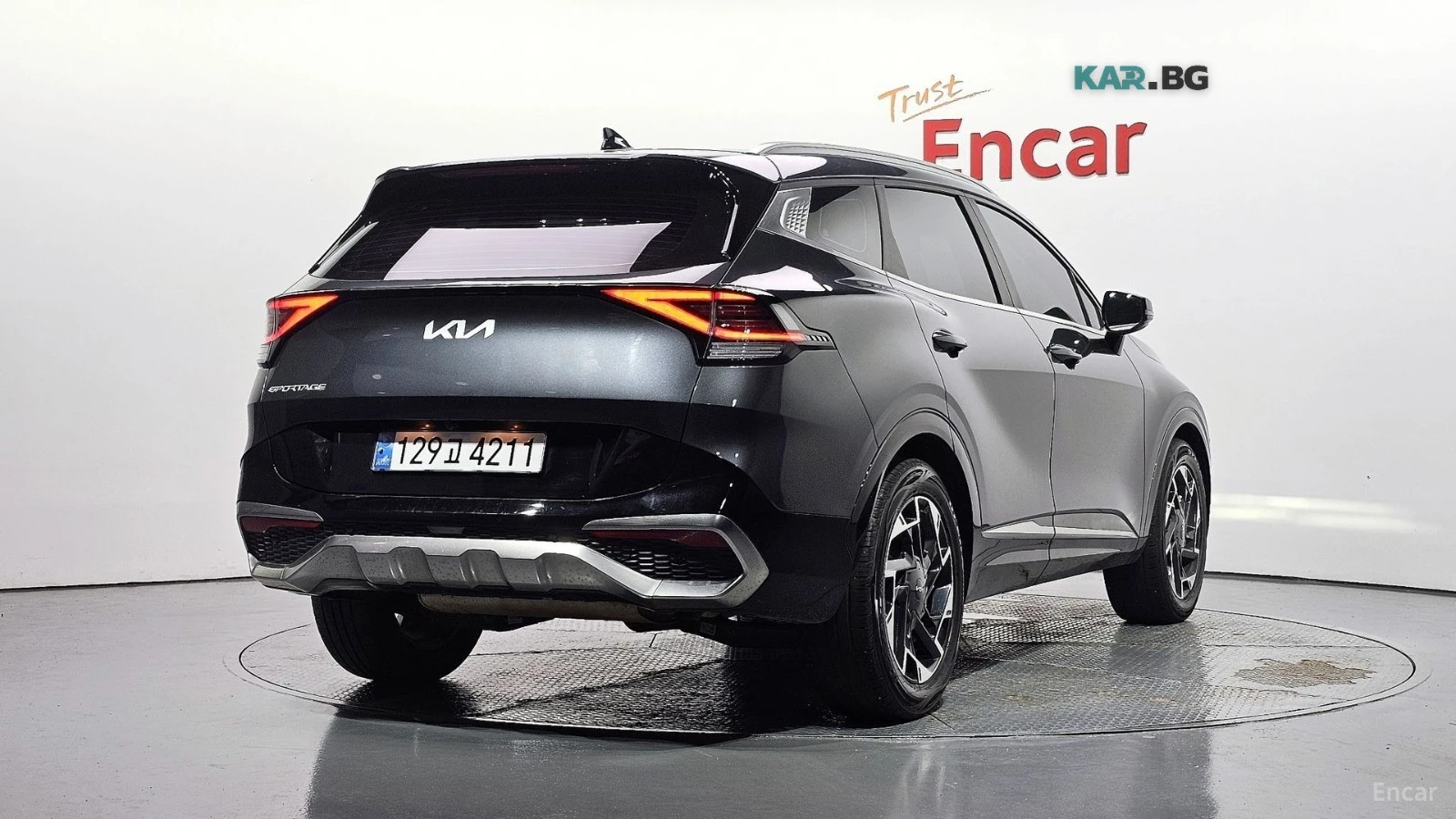Kia Sportage 1.6T* SIGNATURE* ПОДГРЕВ* ОБДУХВАНЕ* КАМЕРА* КОЖА*, снимка 2 - Автомобили и джипове - 55978816