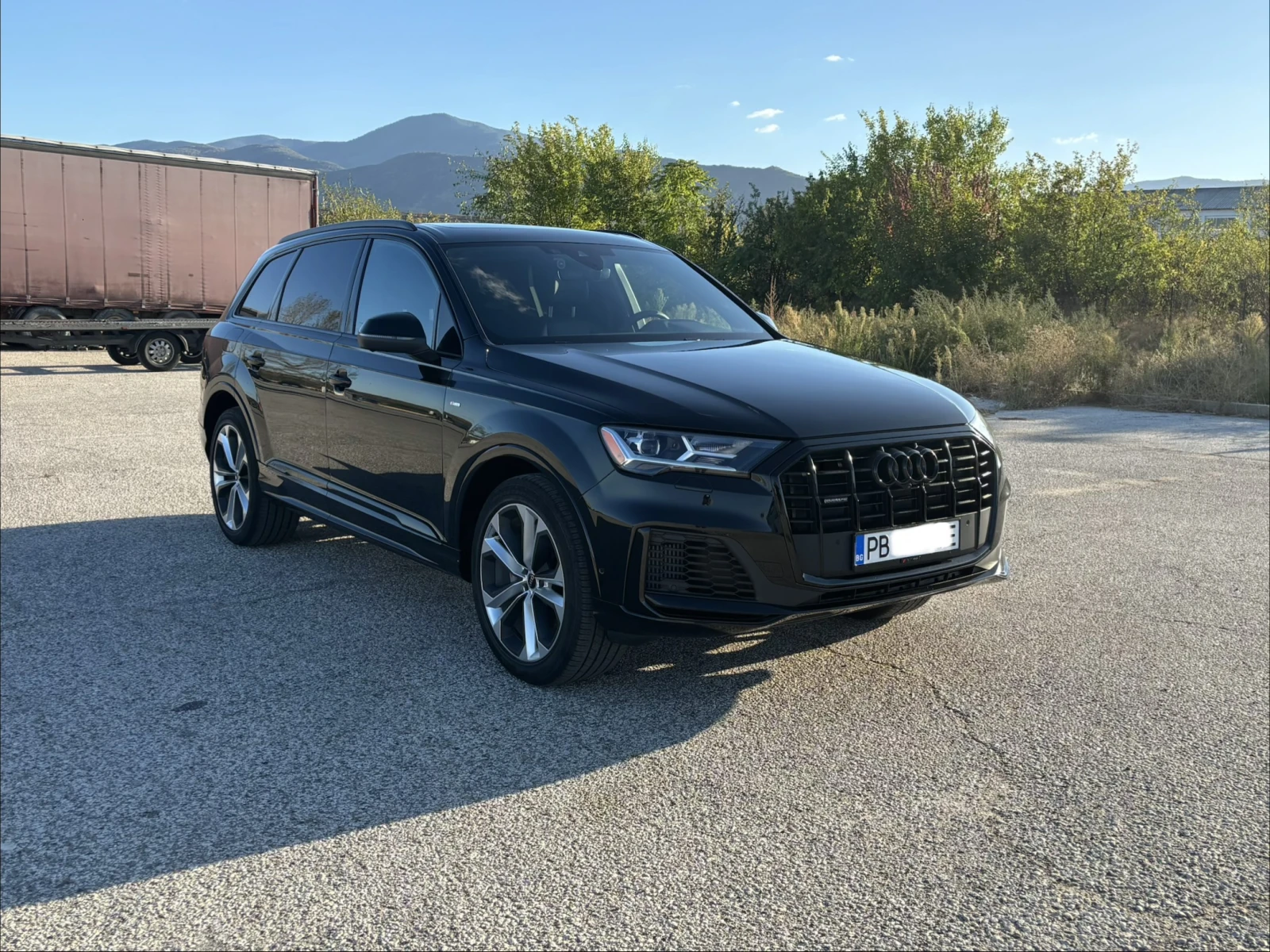 Audi Q7 55 TFSI S-Line Black Optic, снимка 4 - Автомобили и джипове - 56357292
