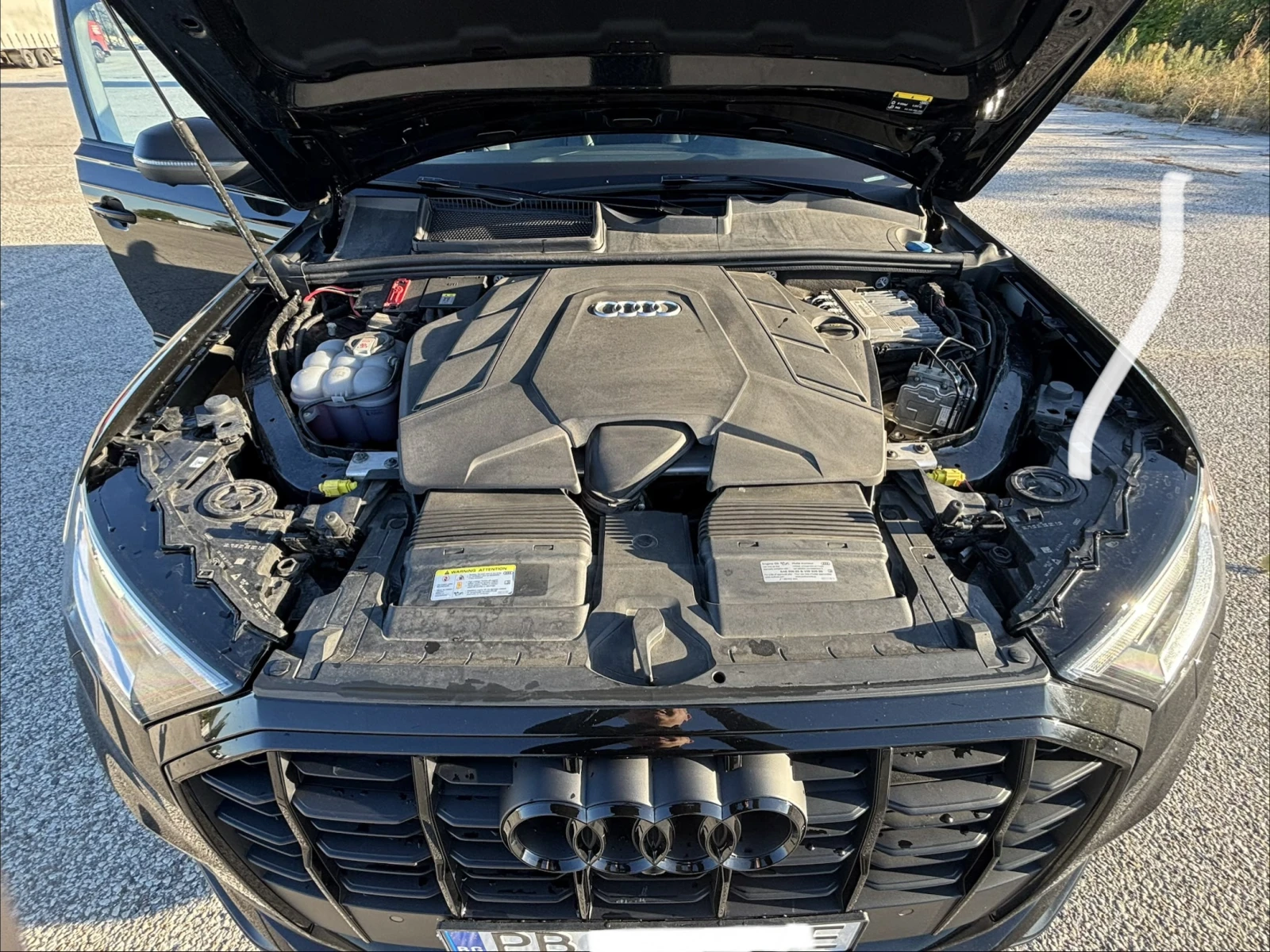 Audi Q7 55 TFSI S-Line Black Optic, снимка 16 - Автомобили и джипове - 56357292