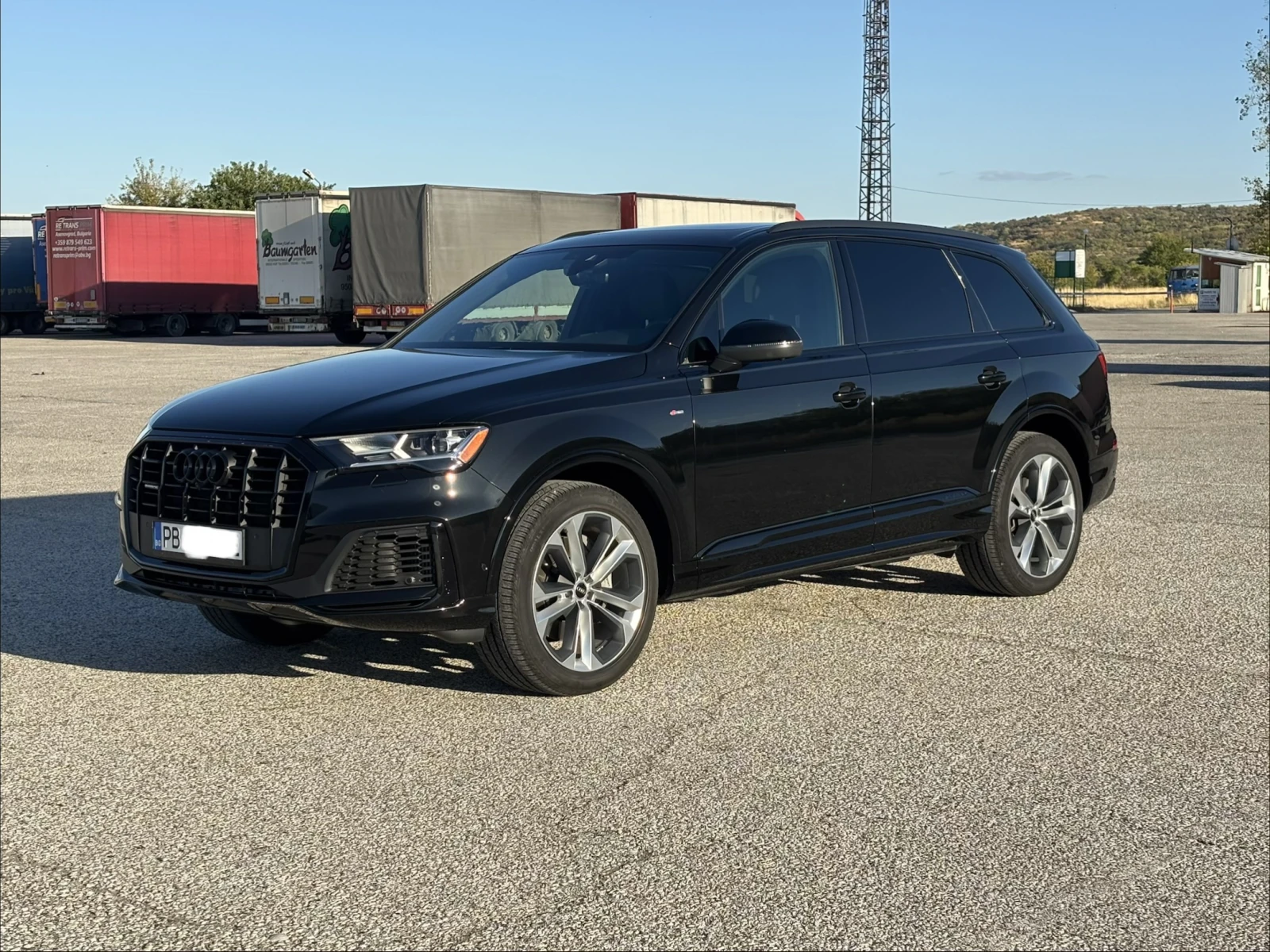 Audi Q7 55 TFSI S-Line Black Optic