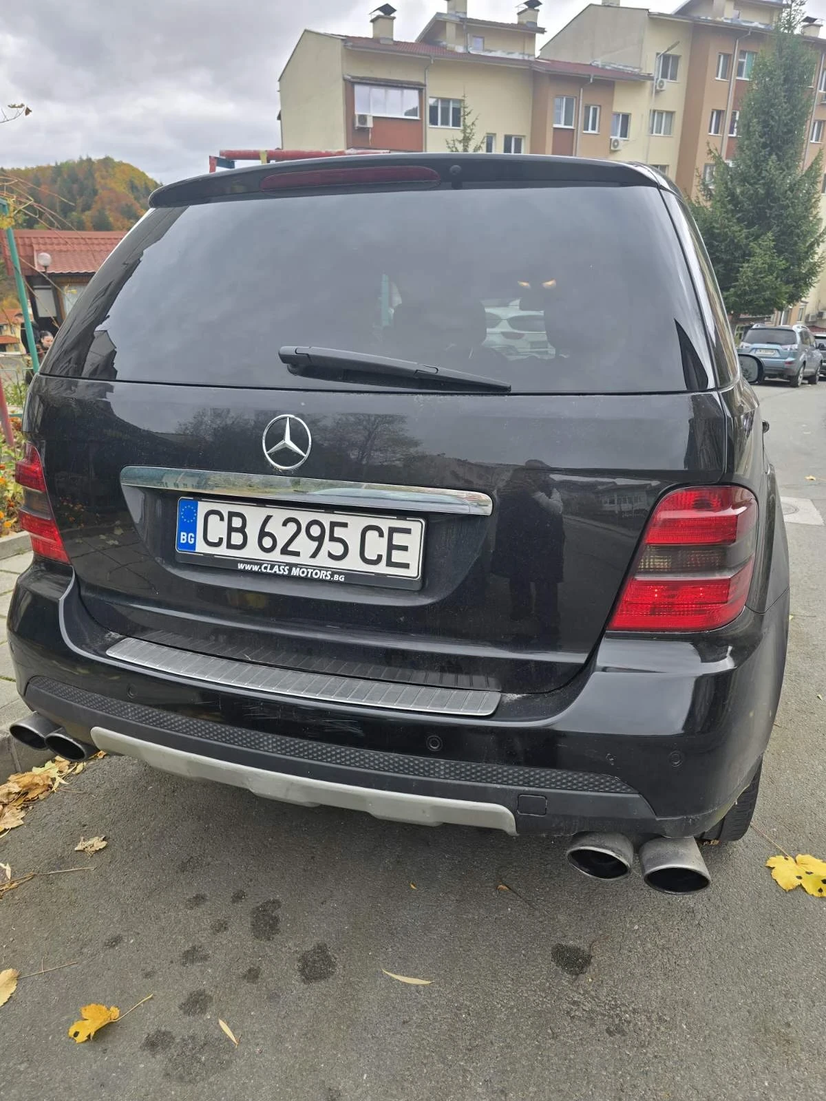 Mercedes-Benz ML 320, снимка 6 - Автомобили и джипове - 56705094