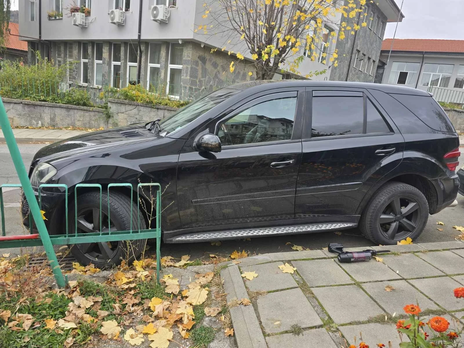 Mercedes-Benz ML 320, снимка 5 - Автомобили и джипове - 56705094