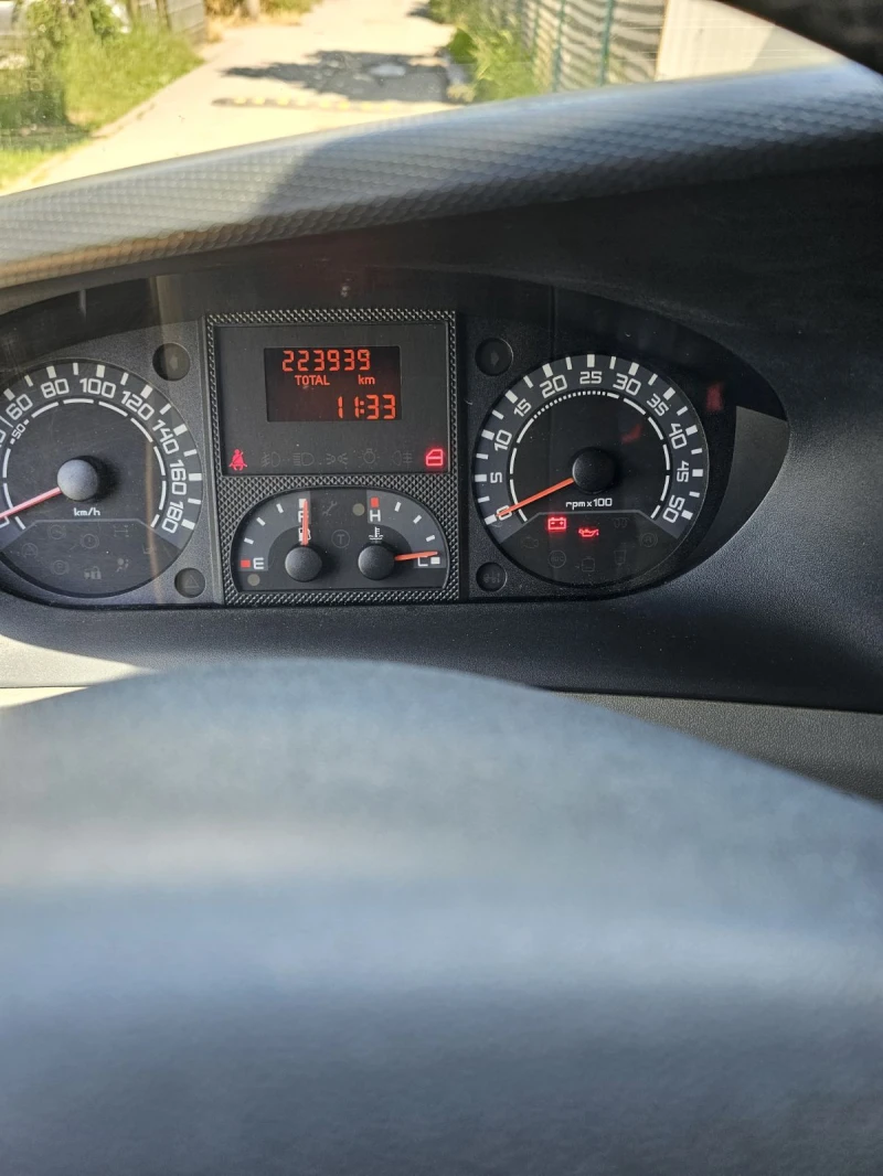 Iveco Daily 2.3 , снимка 7 - Бусове и автобуси - 52507913