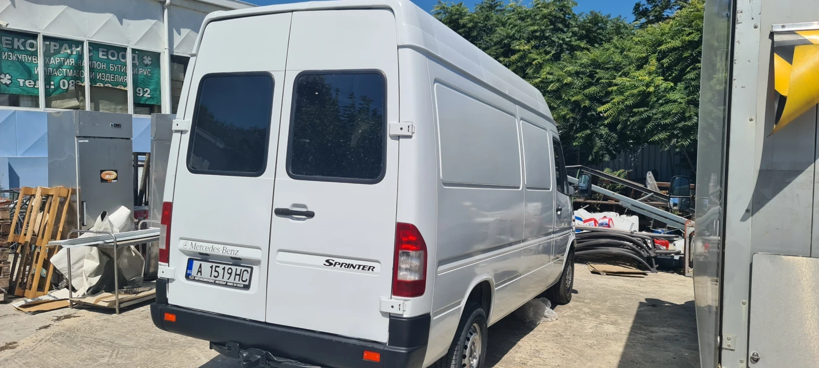 Mercedes-Benz Sprinter 211 2.2 CDI - изображение 2