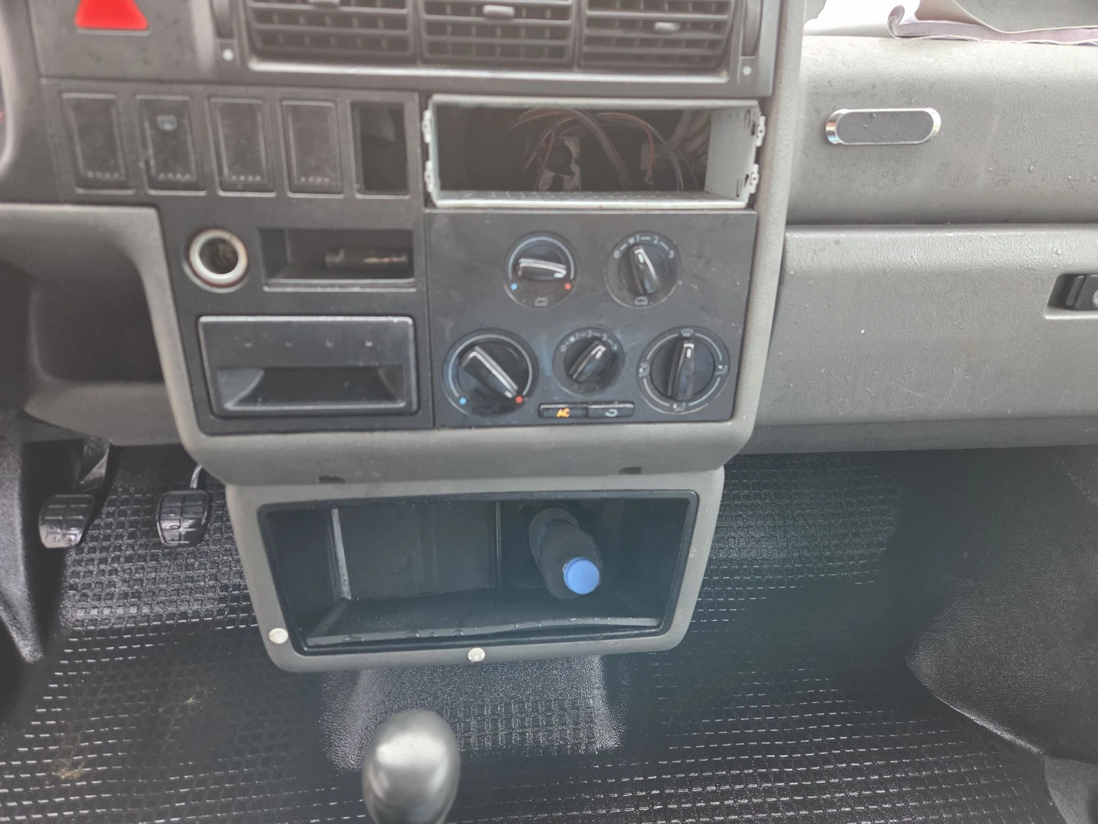 VW Transporter 8+ 1* Т4 2.5 TDI* 102* КЛИМА * МАКСИ*  - изображение 4