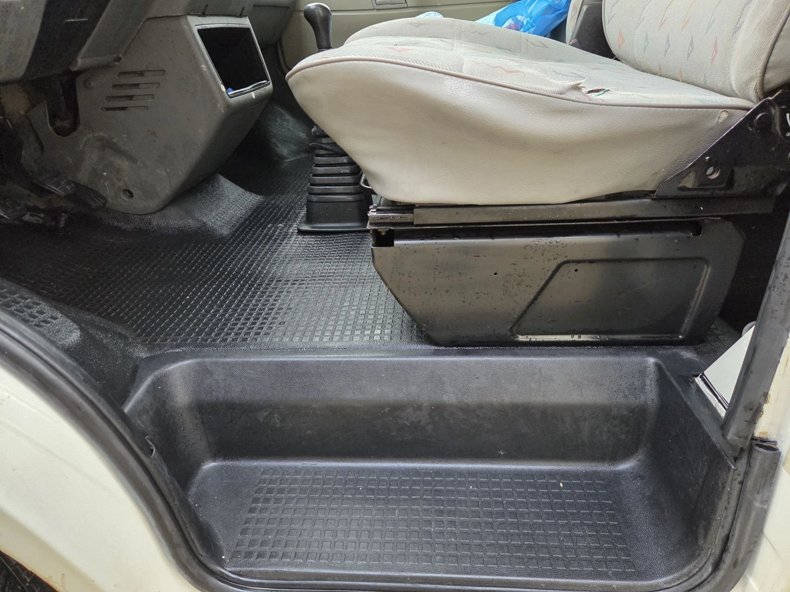 VW Transporter 8+ 1* Т4 2.5 TDI* 102* КЛИМА * МАКСИ*  - изображение 3