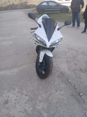 Обява за продажба на Yamaha YZF-R1 ~8 000 лв. - изображение 2