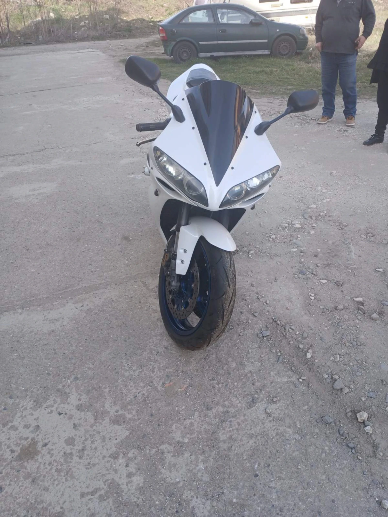 Yamaha YZF-R1  - изображение 3