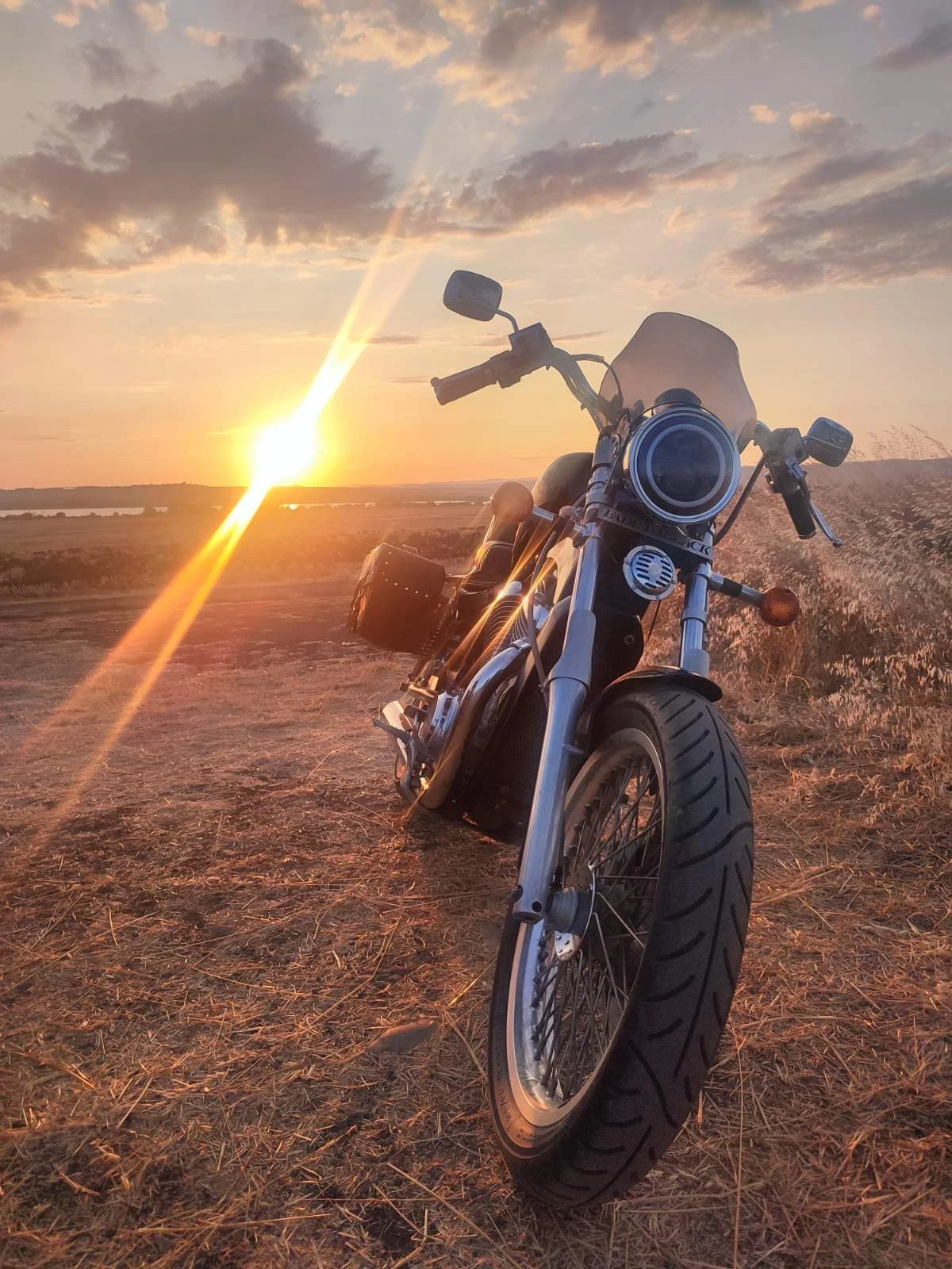 Suzuki Intruder VS, снимка 3 - Мотоциклети и мототехника - 55151224
