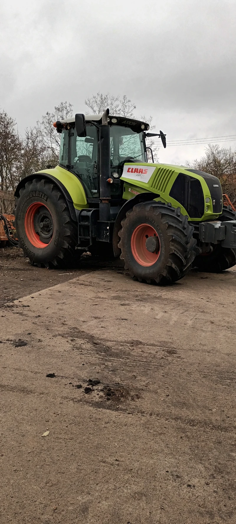 Трактор Claas Axion 840, снимка 17 - Селскостопанска техника - 49230896