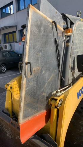 Обява за продажба на Мини челни товарачи Komatsu SK714 ~41 880 лв. - изображение 1 | Auto.bg Обява за продажба на Мини челни товарачи Komatsu SK714 ~41 880 лв. - изображение 1