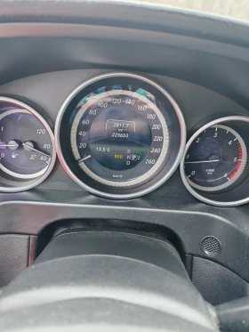 Mercedes-Benz E 200 Amg, снимка 8